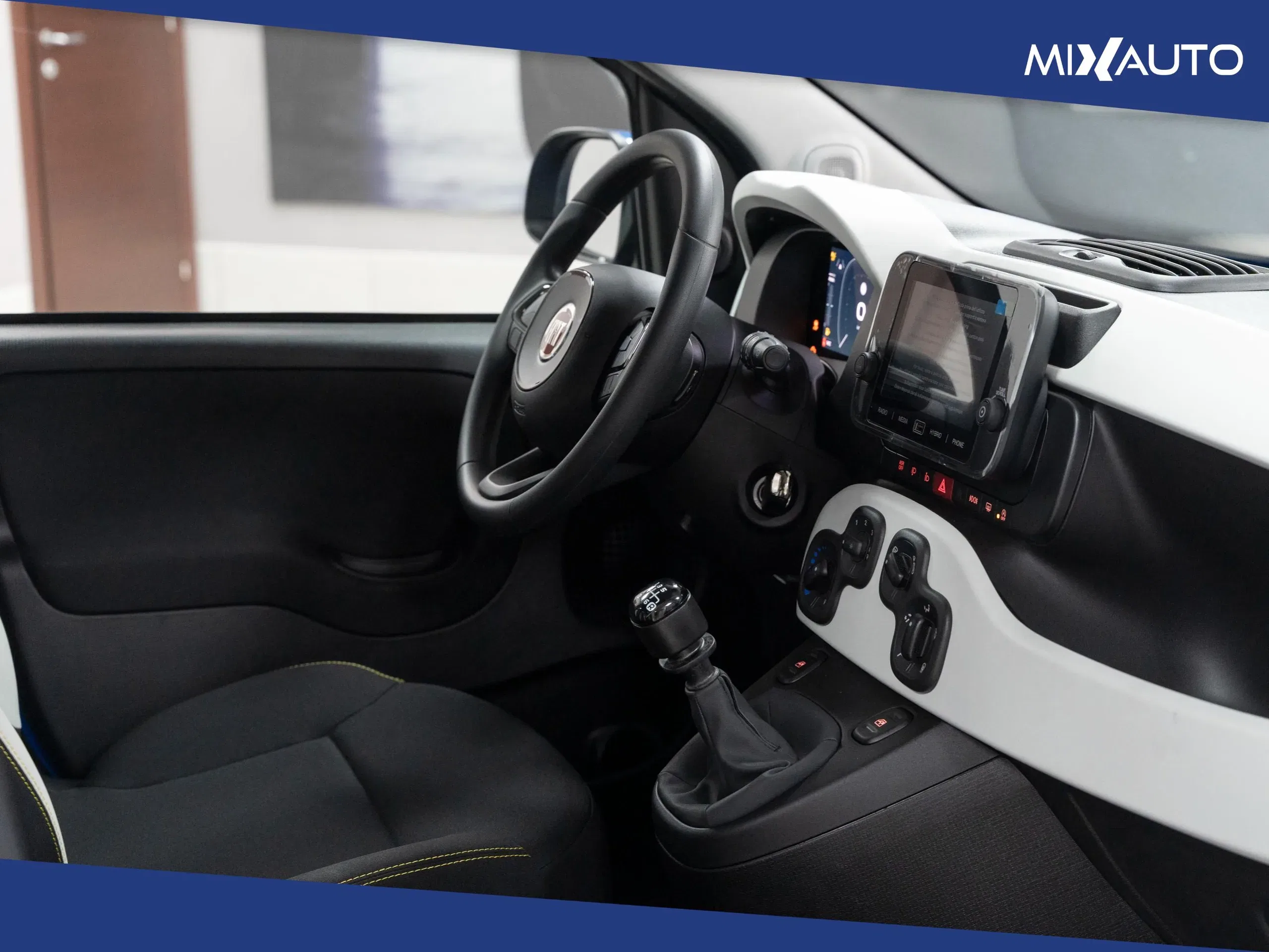 Fiat Panda Pandina Cross 1.0 Firefly Hybrid S&S 70CV foto 17