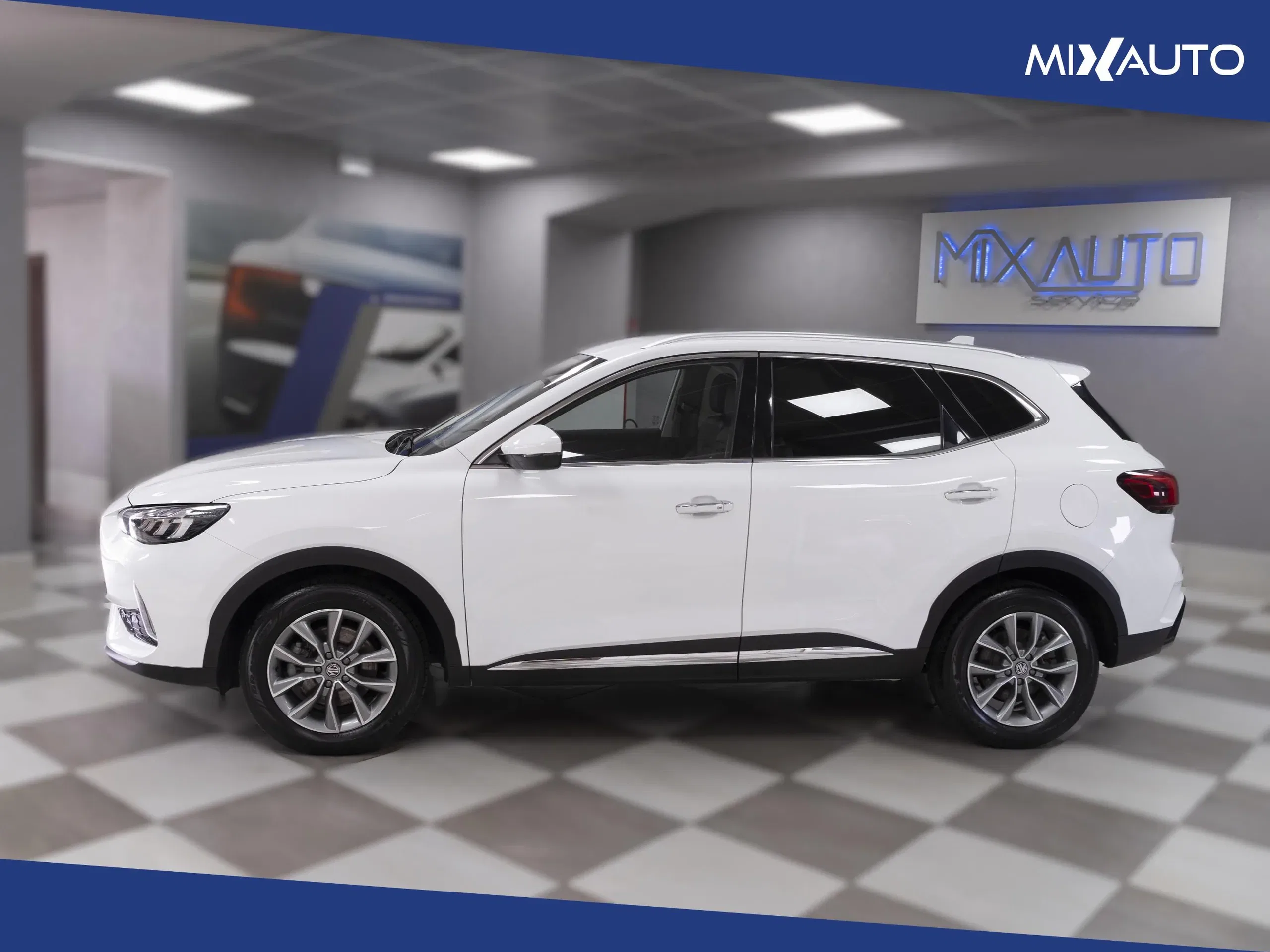 MG HS 1.5T DCT Comfort 2WD AUTO foto 3
