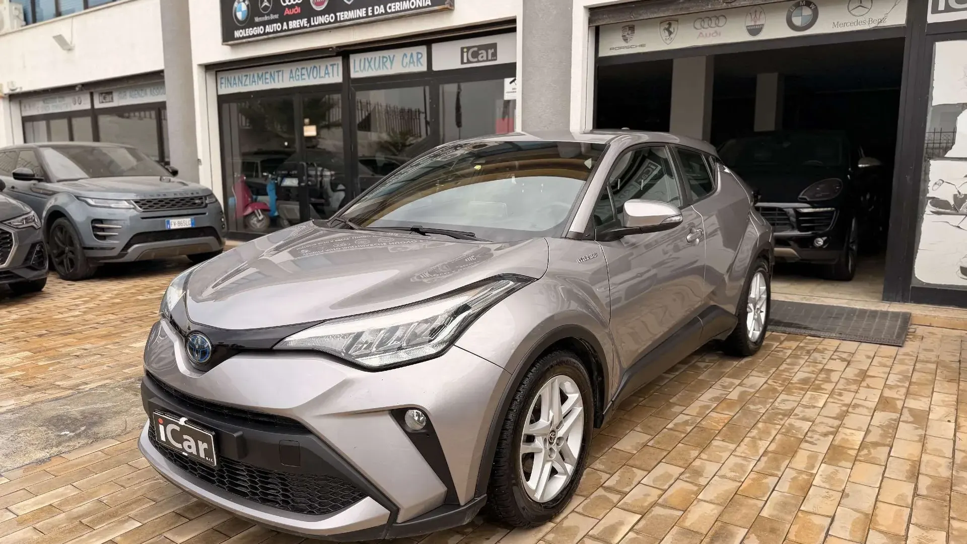 Toyota C-HR C-HR 1.8h Active e-cvt