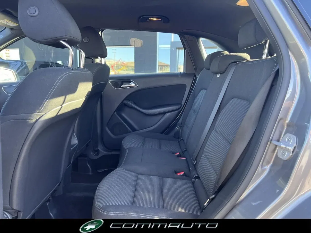 Mercedes-Benz B 180 d Executive foto 21