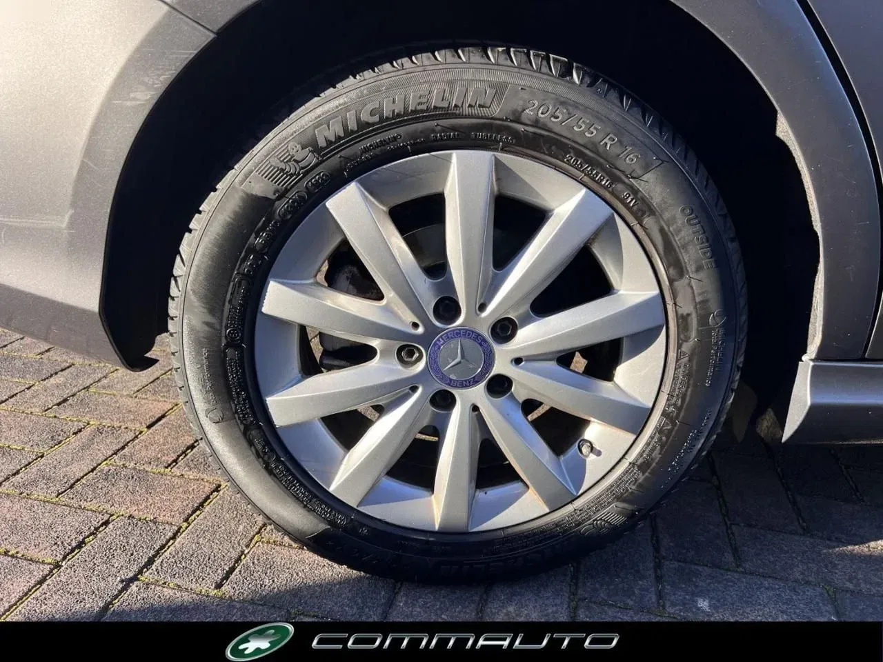 Mercedes-Benz B 180 d Executive foto 24