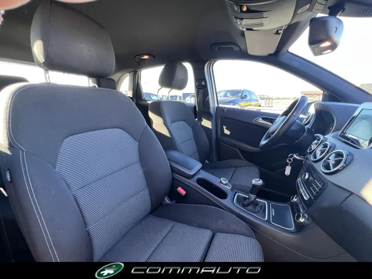 Mercedes-Benz B 180 d Executive foto 23