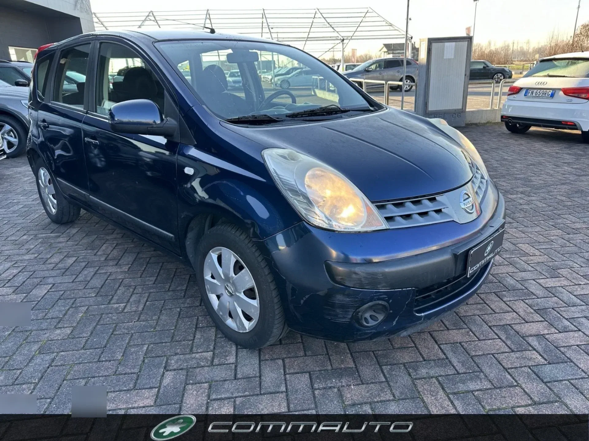 Nissan Note 1.4 16V 88CV ADATTA PER NEOPATENTATI foto 2