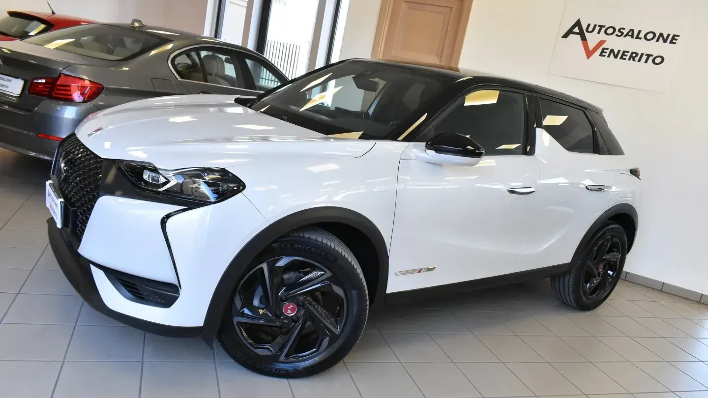 DS Automobiles DS 3 Crossback BlueHDi 100 Perform. Line