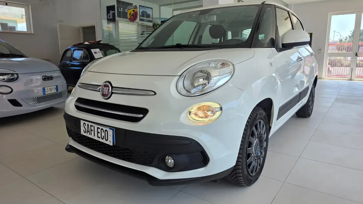 Fiat 500L Pro 1.3 MJT 95CV Mirror 4p.ti N1 Fiat 500L Pro 1.3 MJT 95CV Mirror N1