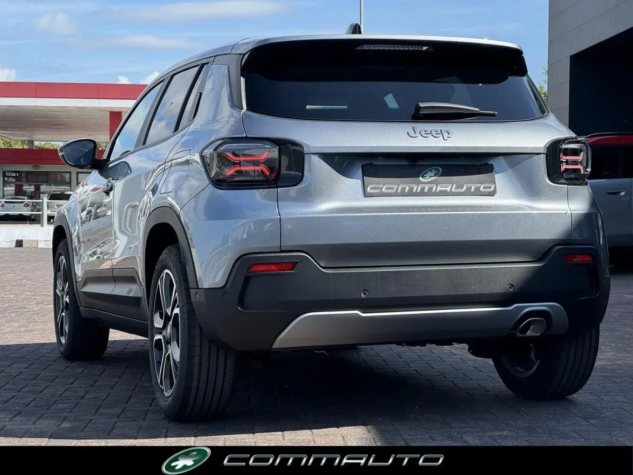 Jeep Avenger 1.2 Turbo 100 CV Summit - Winter e Comfort Pack foto 3