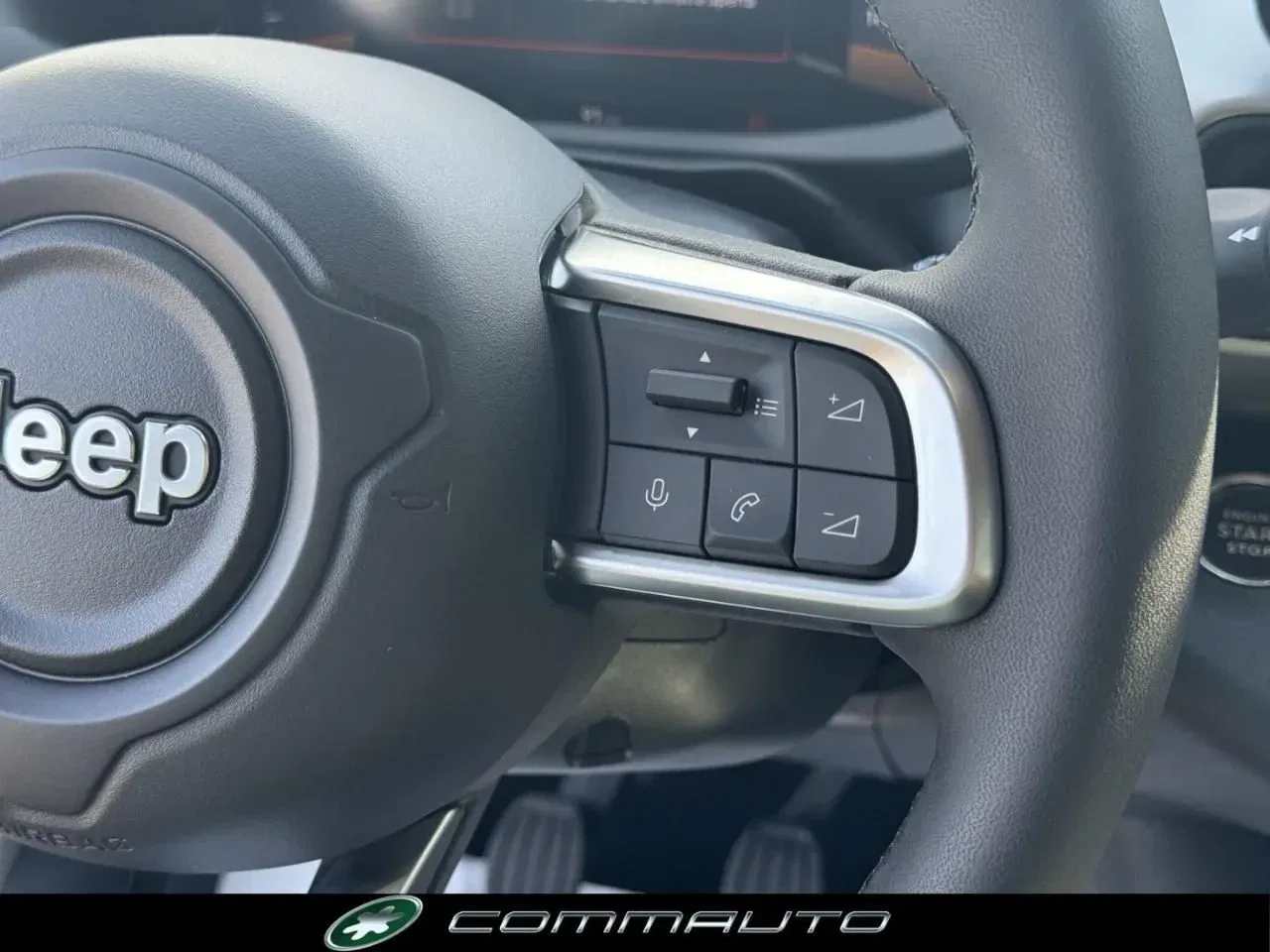 Jeep Avenger 1.2 Turbo 100 CV Summit - Winter e Comfort Pack foto 14