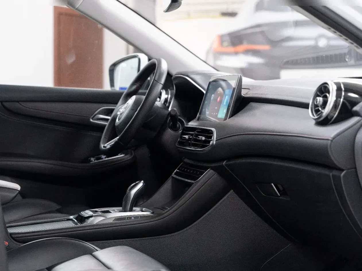 MG HS 1.5T DCT Comfort 2WD AUTO foto 17