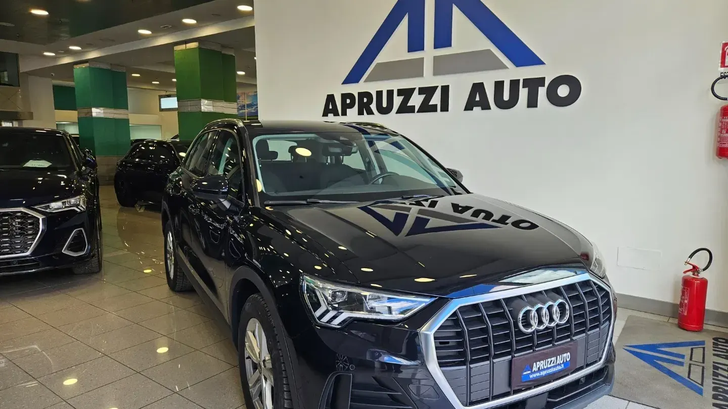 Audi Q3 35 TDI S tronic Business