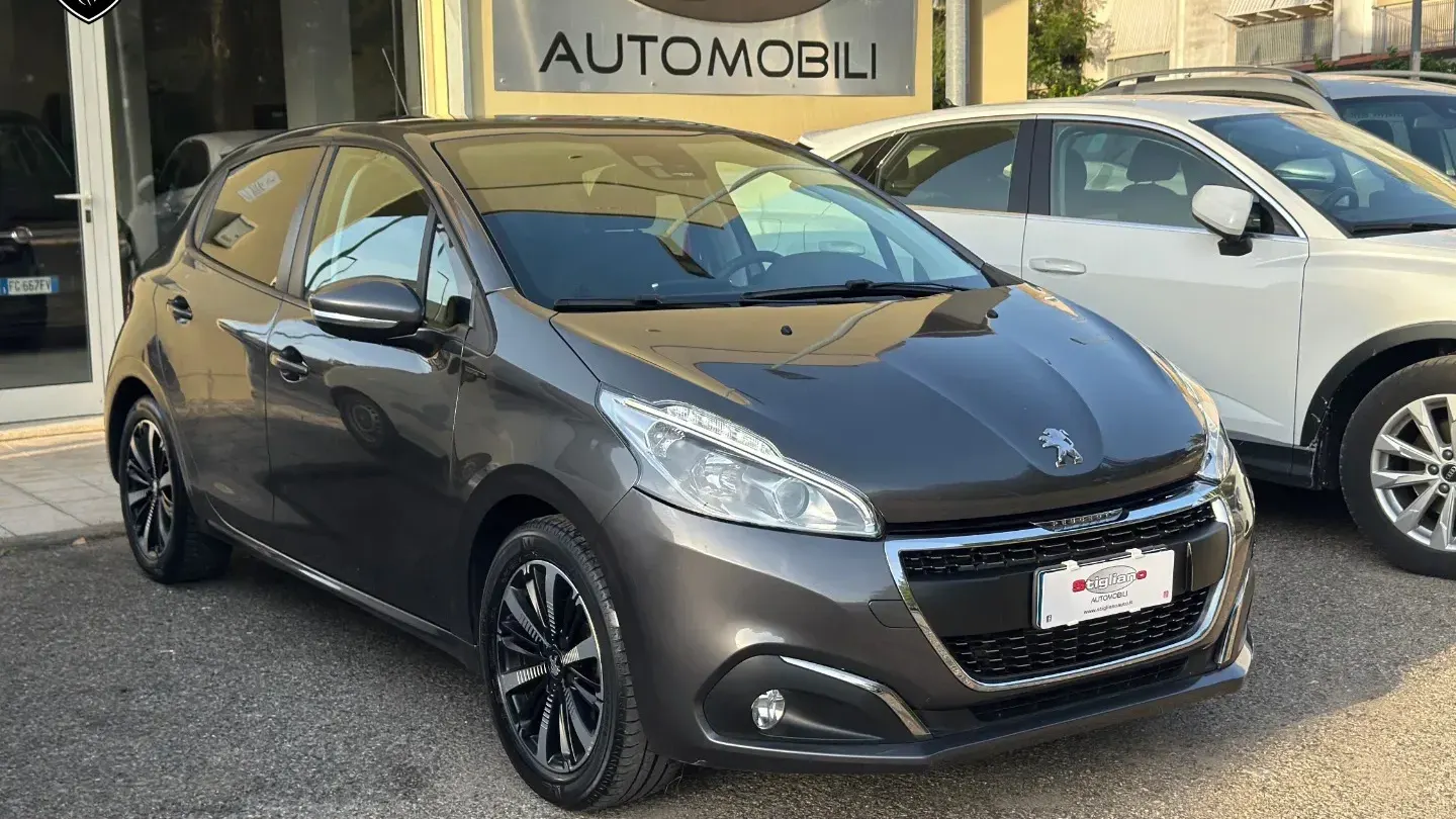 Peugeot 208 PureTech 82 S&S 5p. Signature