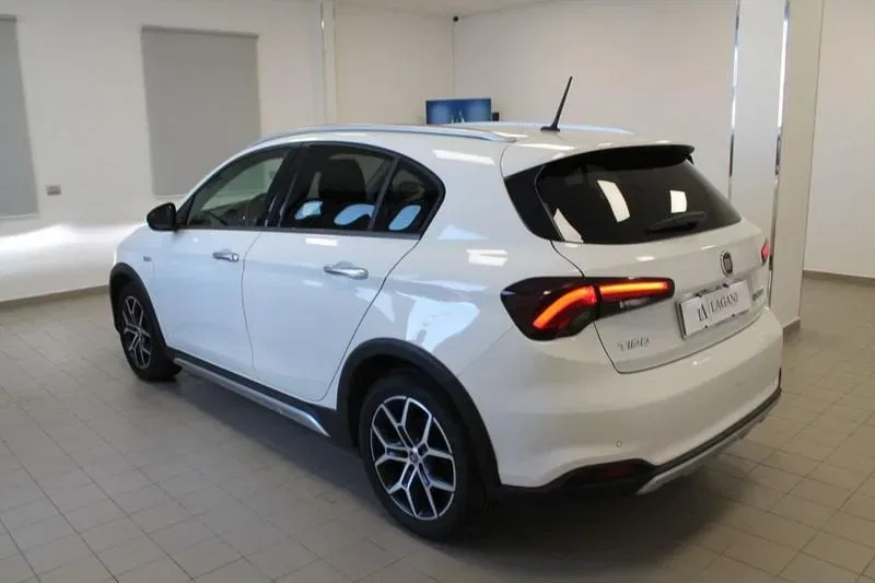 Fiat Tipo 1.3 Mjt S&S 5 porte Cross foto 6