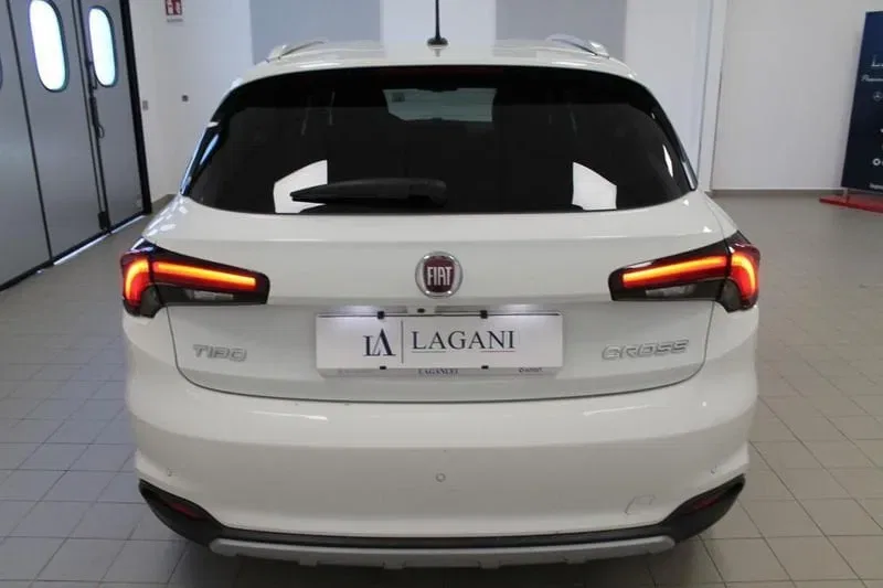 Fiat Tipo 1.3 Mjt S&S 5 porte Cross foto 5