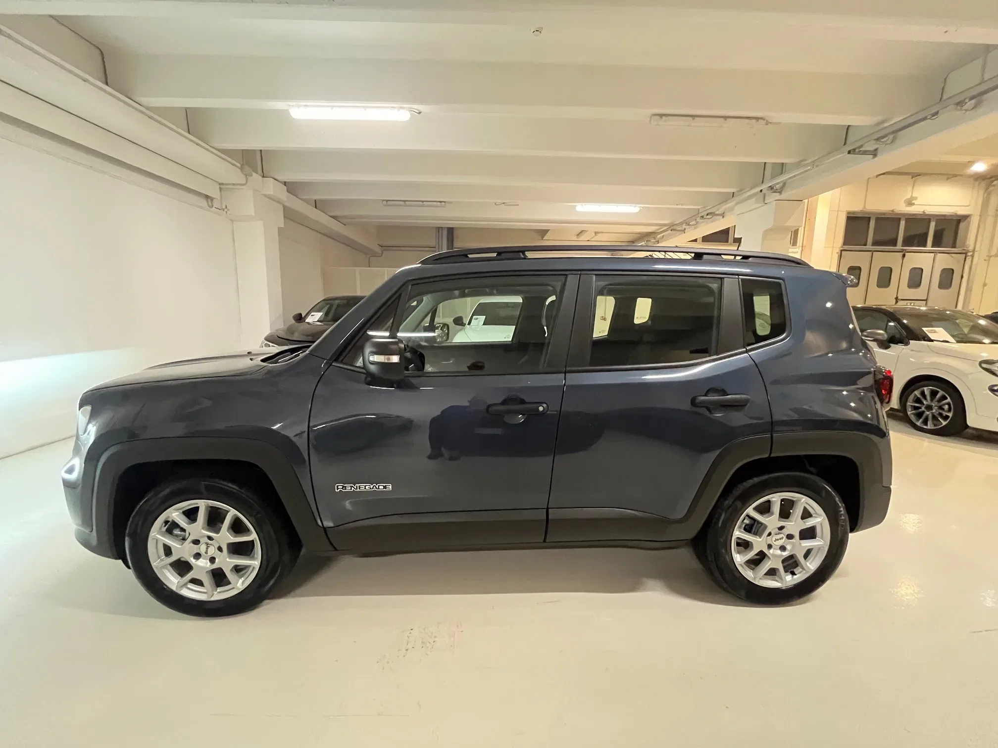 Jeep Renegade 1.5 turbo t4 mhev Altitude 2wd dct Km Zero Nazionale foto 5