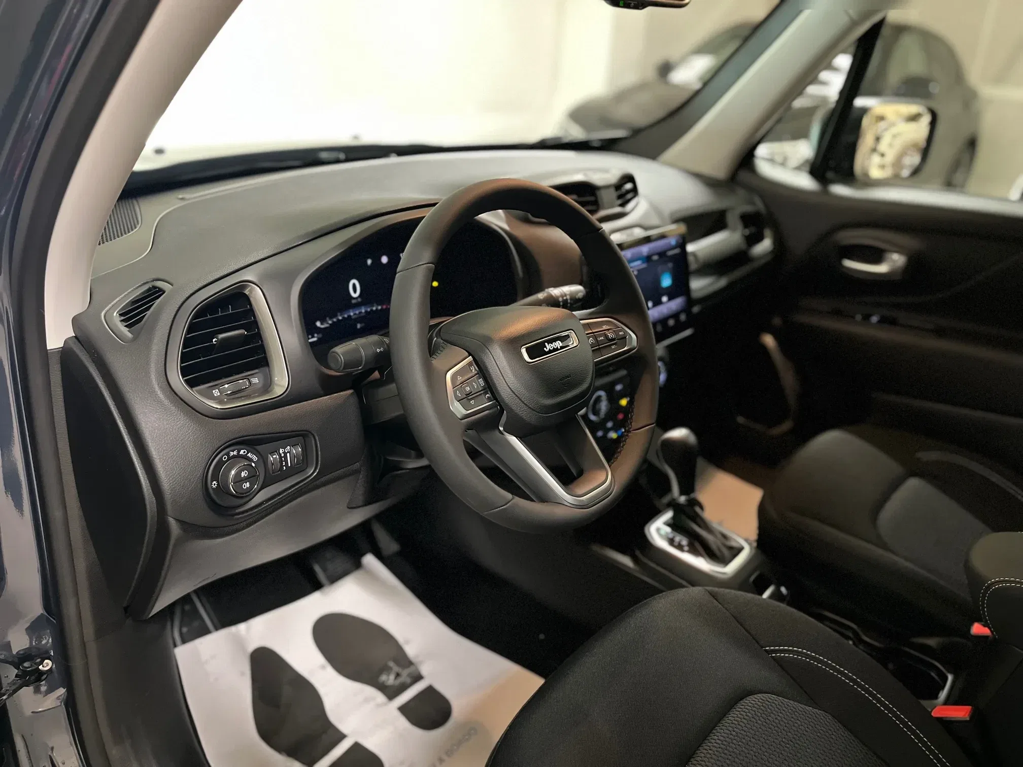 Jeep Renegade 1.5 turbo t4 mhev Altitude 2wd dct Km Zero Nazionale foto 11
