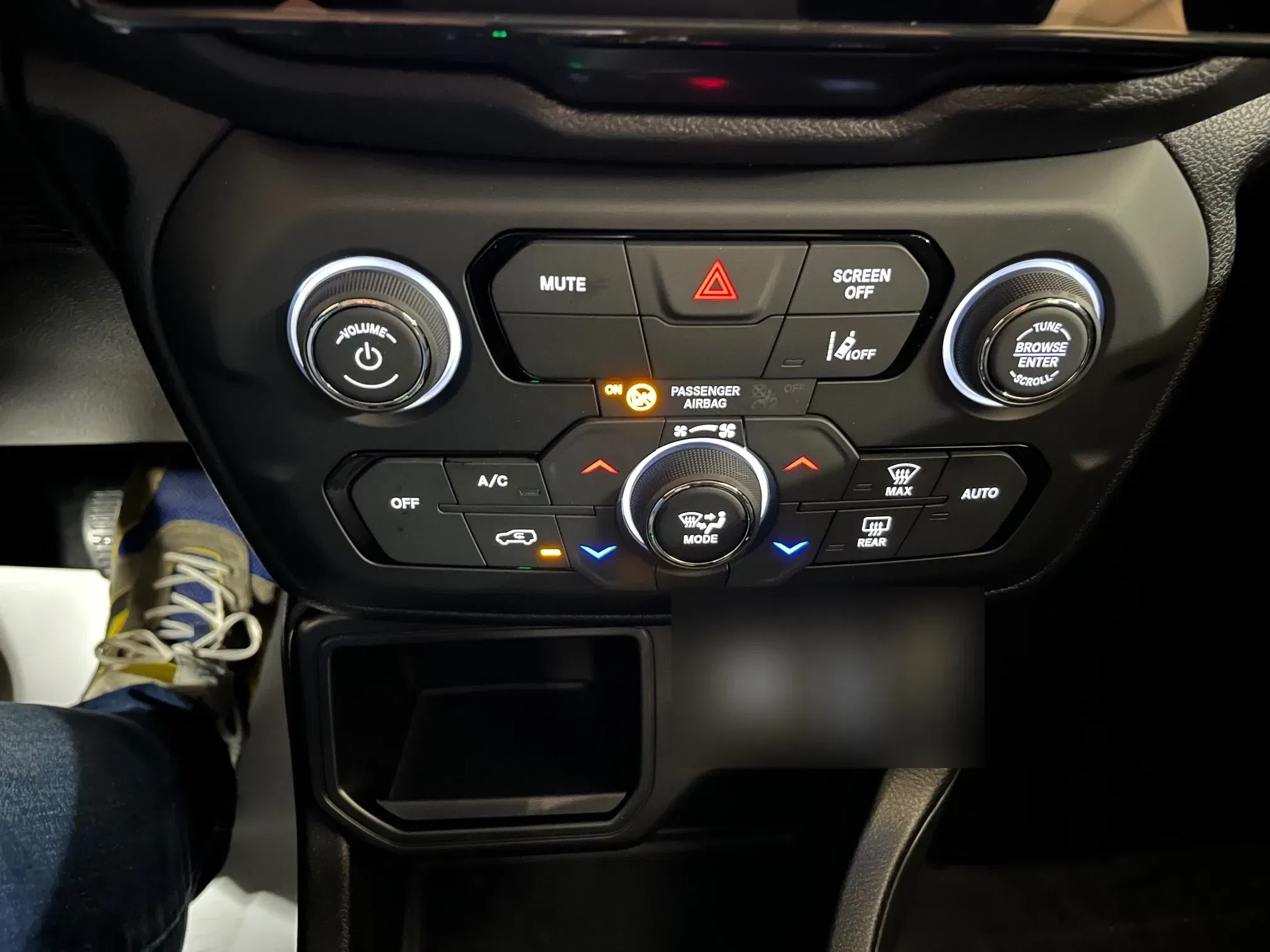 Jeep Renegade 1.5 turbo t4 mhev Altitude 2wd dct Km Zero Nazionale foto 25