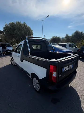 Dacia Dokker immacolato foto 4