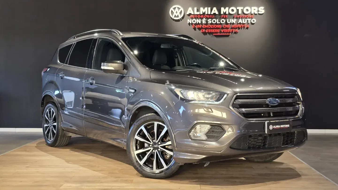 Ford Kuga 2.0 TDCI 180 CV S&S 4WD Pow.ST-Line