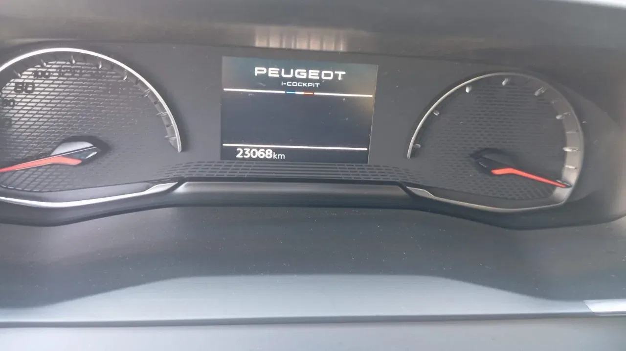 Peugeot 208 PROMO 1.2 puretech Style s&s 100cv foto 8