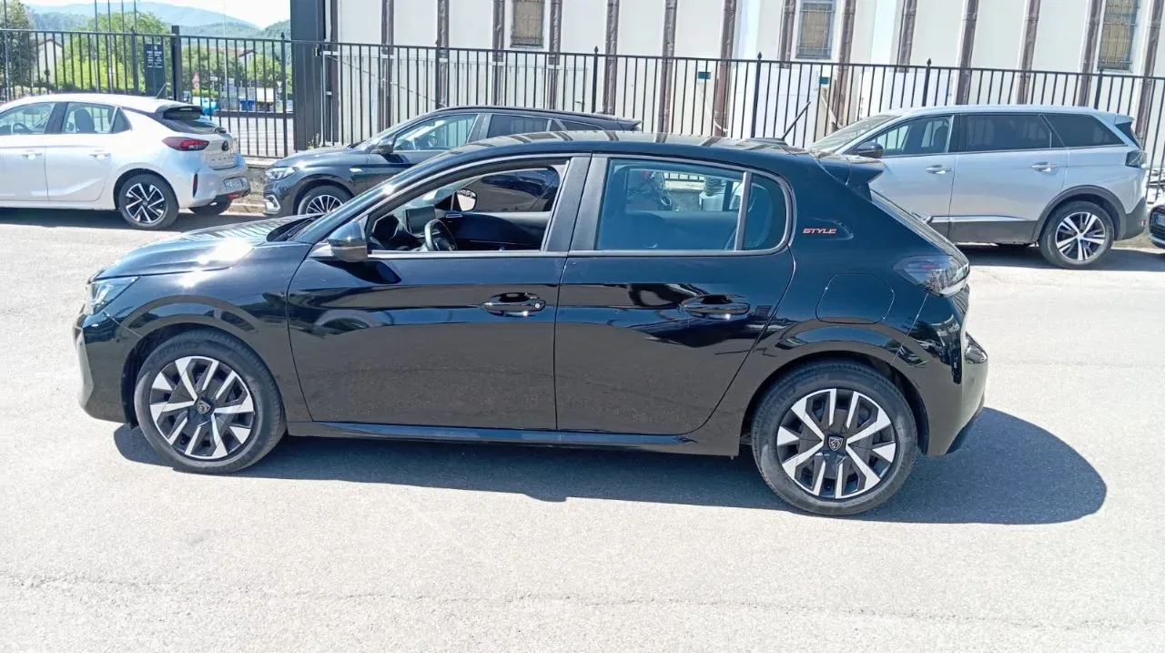 Peugeot 208 PROMO 1.2 puretech Style s&s 100cv foto 15