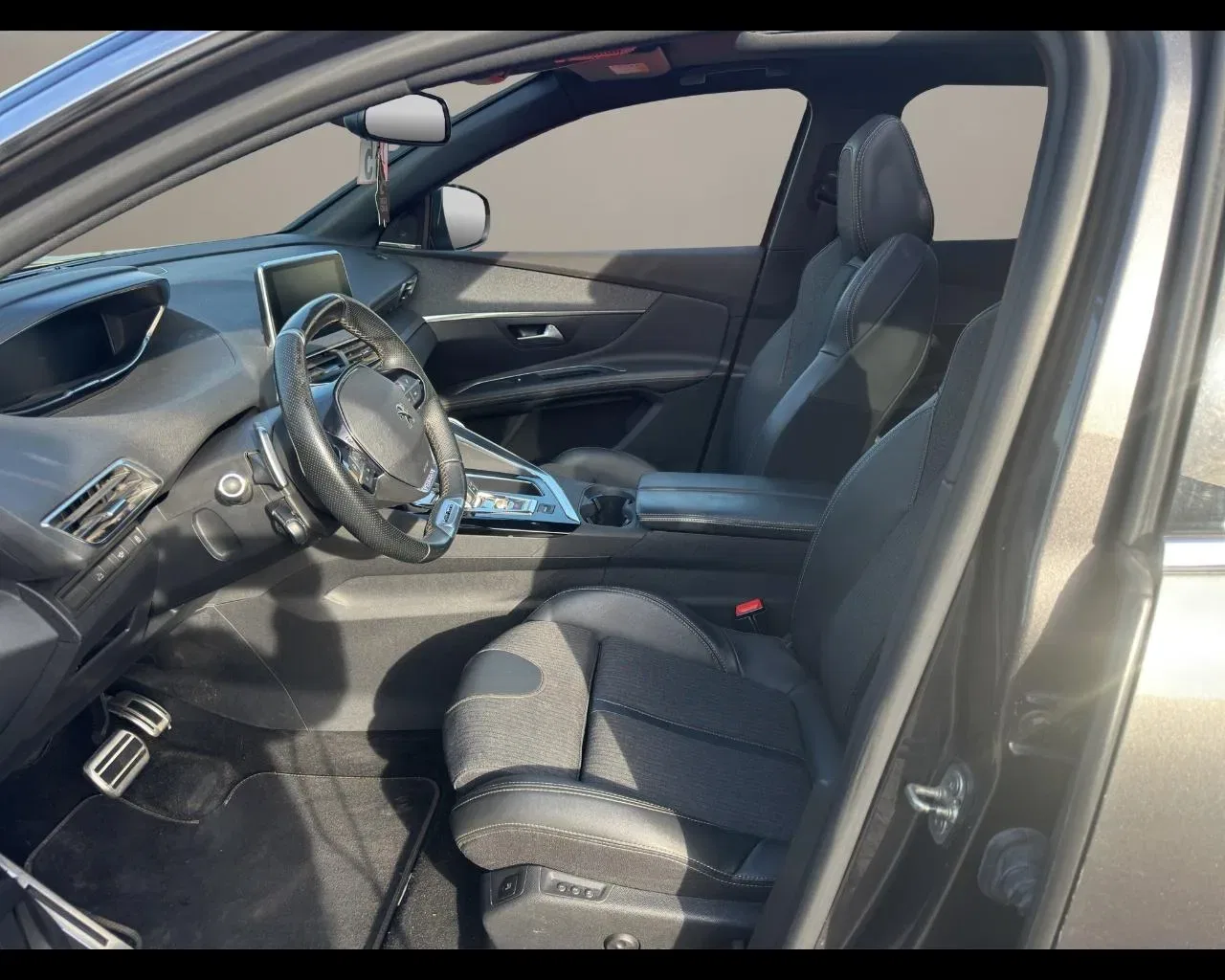 Peugeot 3008 BlueHDi 130 S&S EAT8 GT Line foto 8