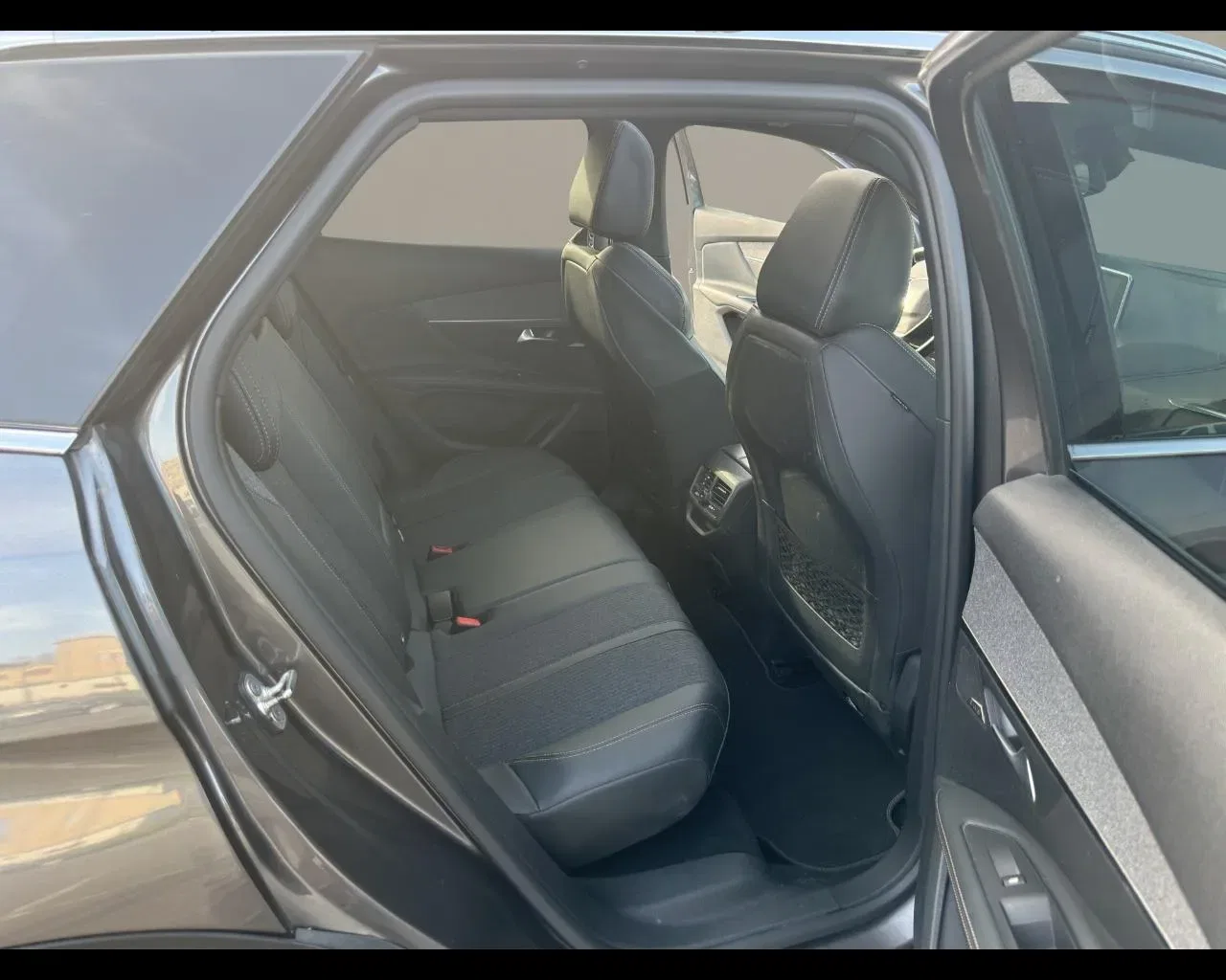 Peugeot 3008 BlueHDi 130 S&S EAT8 GT Line foto 19