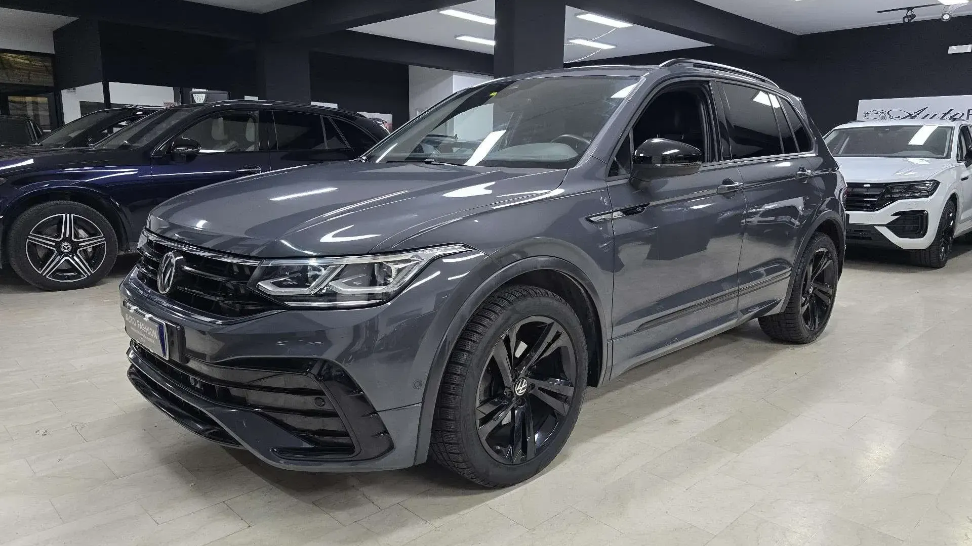 Volkswagen Tiguan Tiguan II 2021 2.0 tdi R-Line 150cv dsg