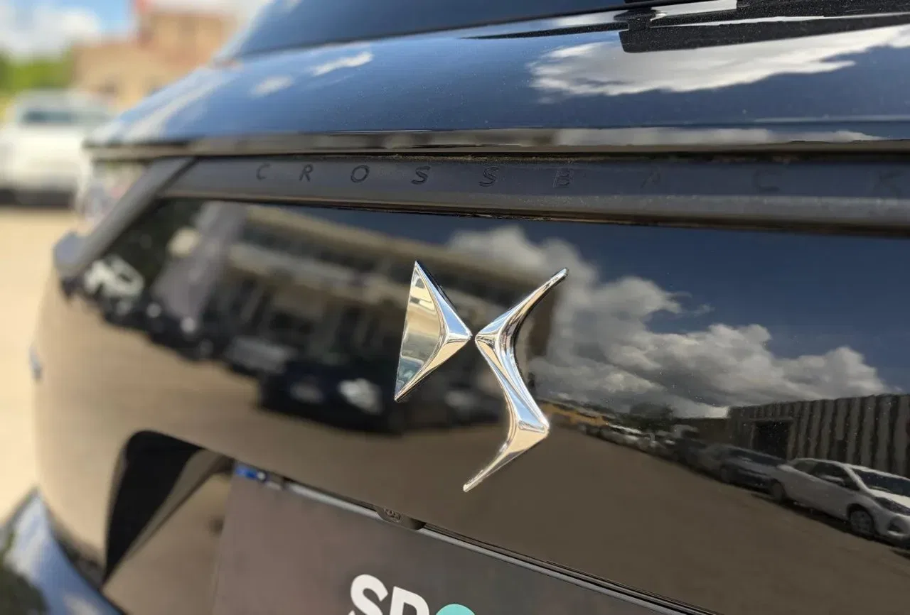 DS DS7 Crossback PROMO 1.6 e-tense phev Performance Line auto foto 21