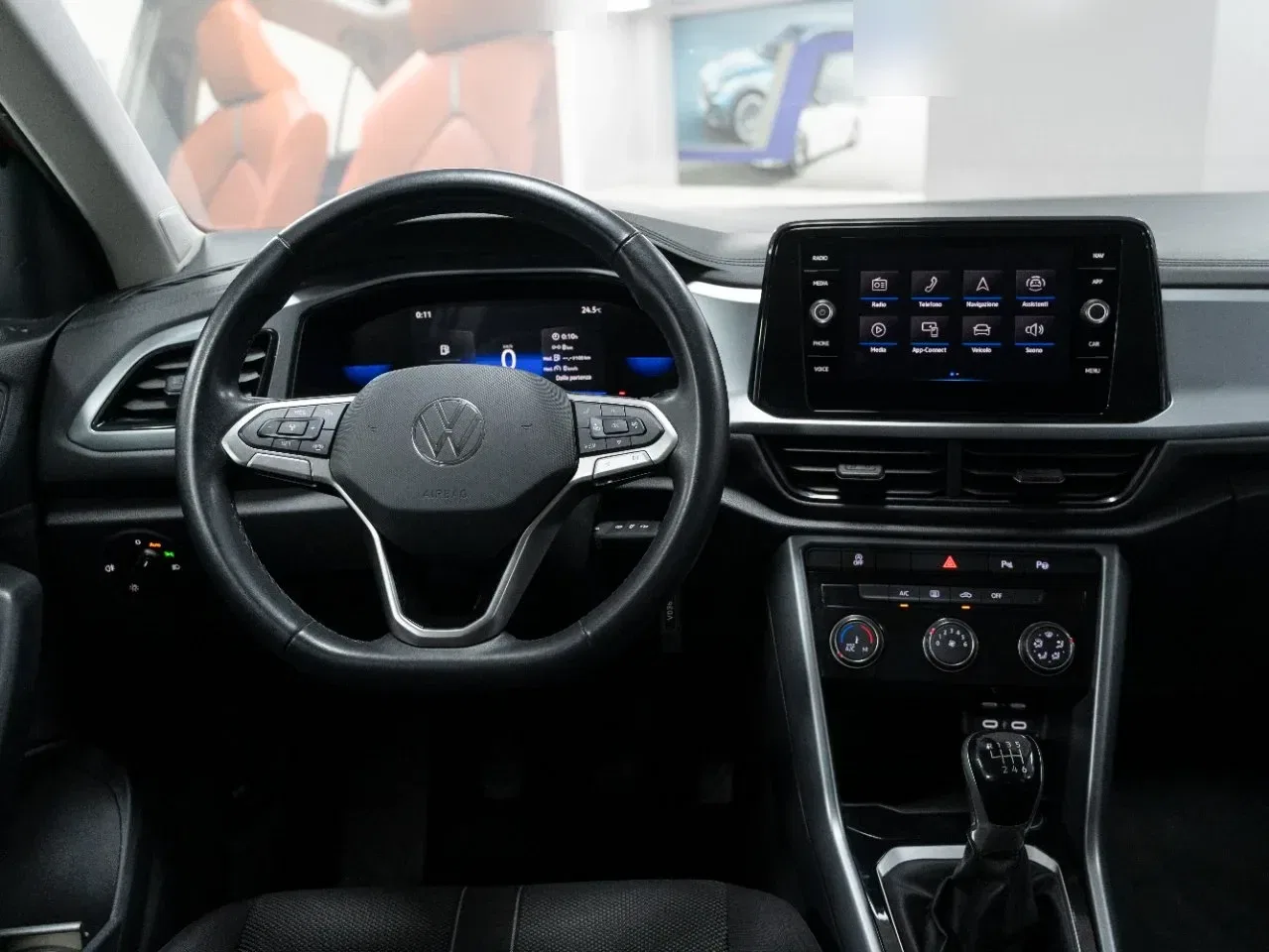 Volkswagen T-Roc 1.0 TSI Life 110CV foto 11