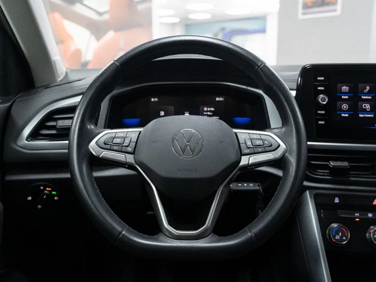 Volkswagen T-Roc 1.0 TSI Life 110CV foto 12