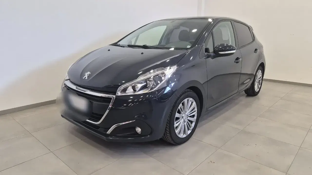 Peugeot 208 5p 1.2 puretech Active gpl 82cv - UNIPROPRIETARIO - NEOPATENTATI - Sens. park. - Cruise/Lim