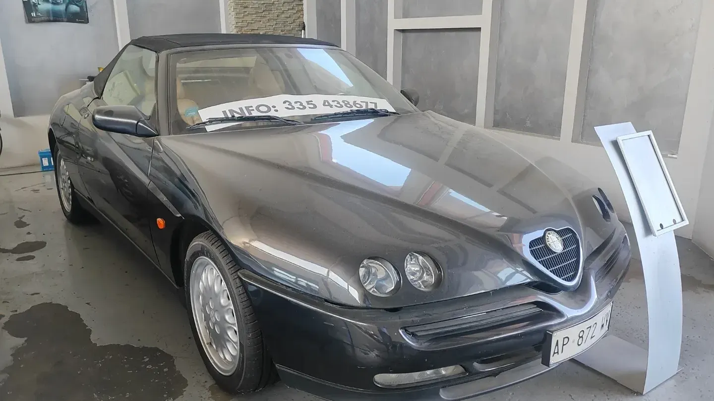 Alfa Romeo Spider 2.0i 16V T.S.