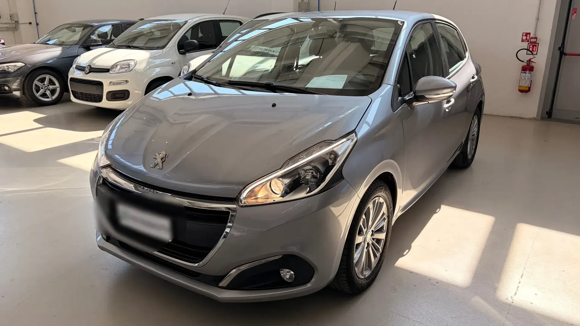 Peugeot 208 5p 1.5 bluehdi Active s&s 100cv 6m
