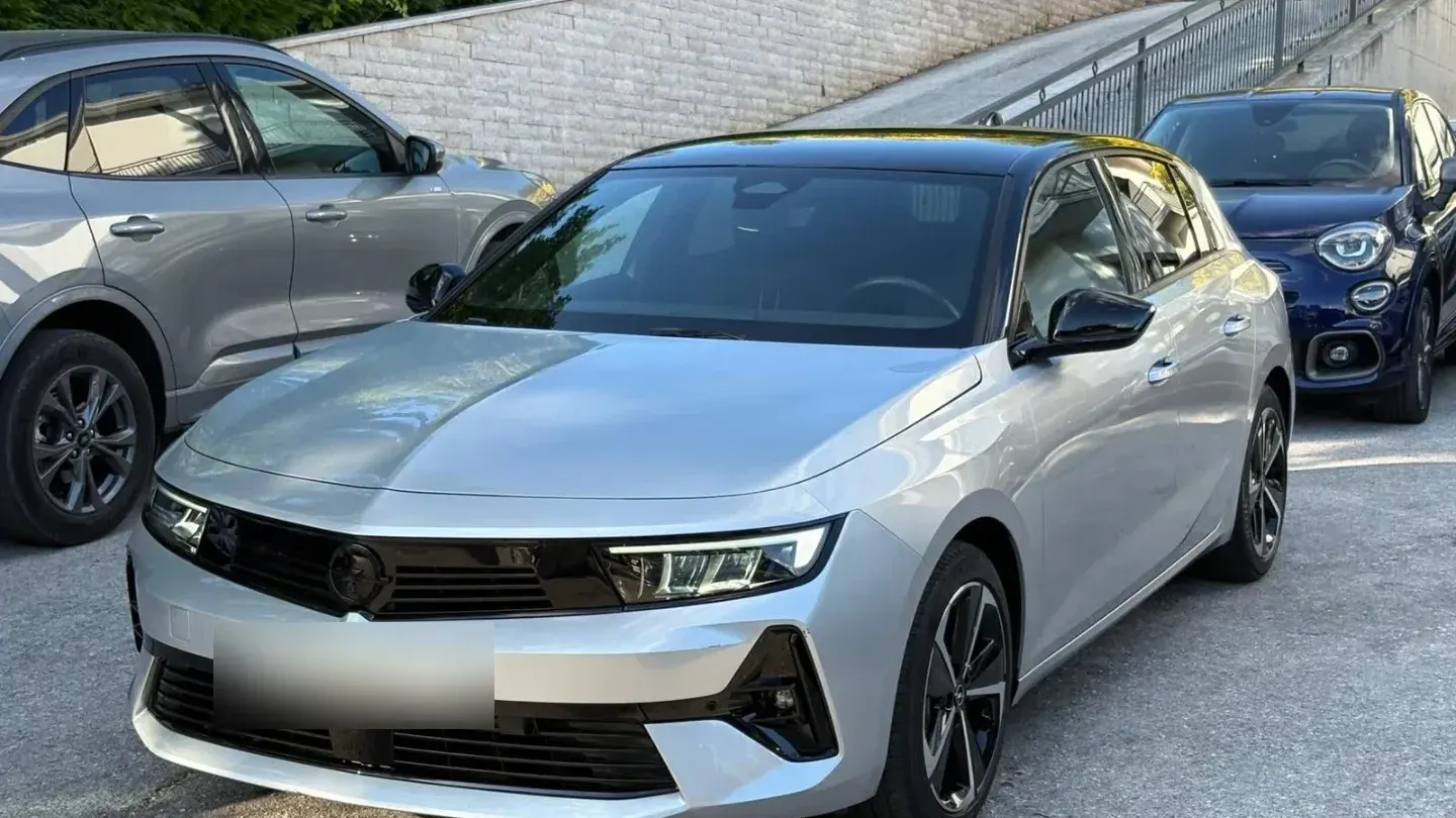 Opel Astra 1.2 Turbo 130 CV GS