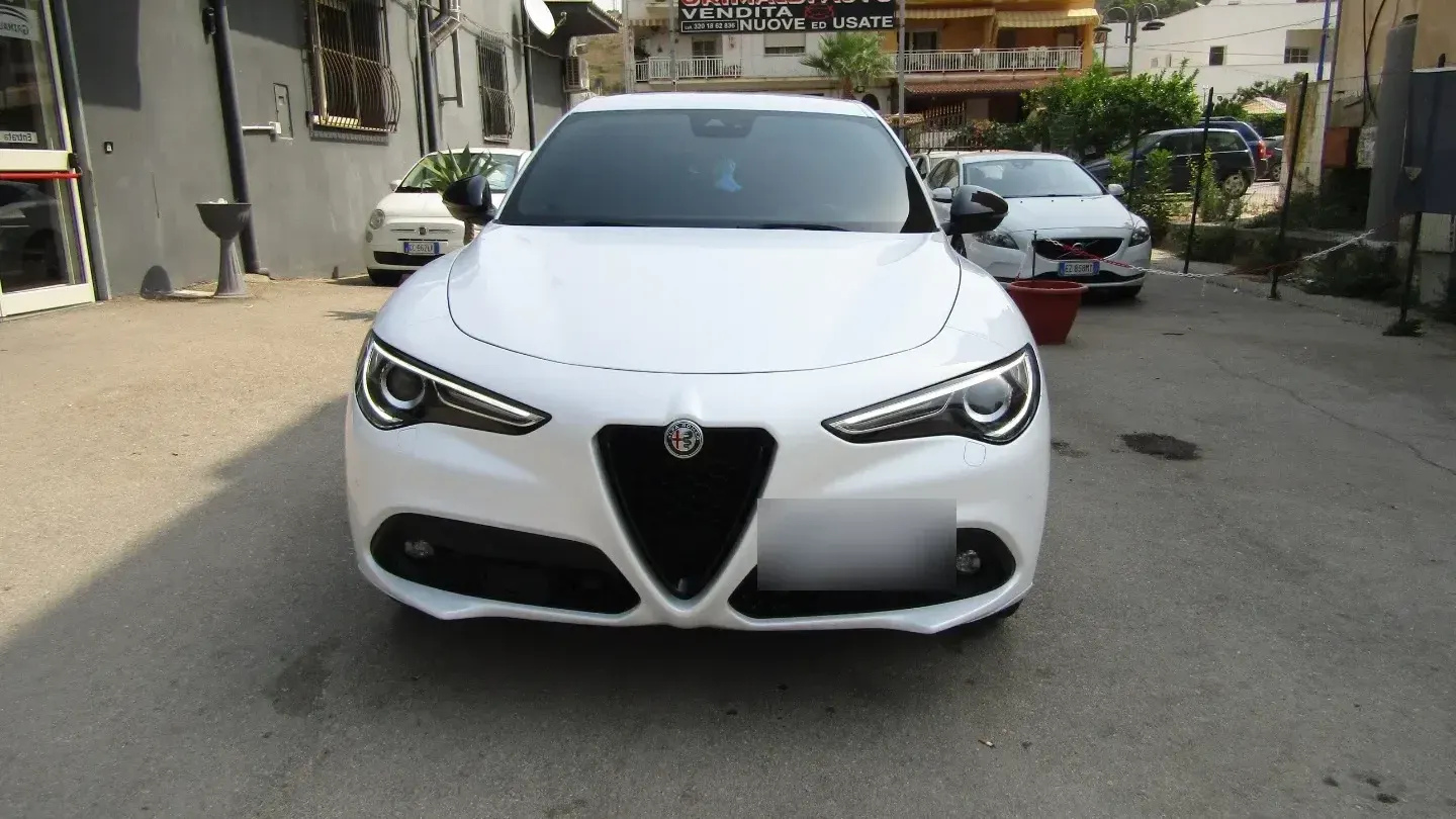 Alfa Romeo Stelvio 2.2 T.dies.210CV AT8 Q4 6C V.D.