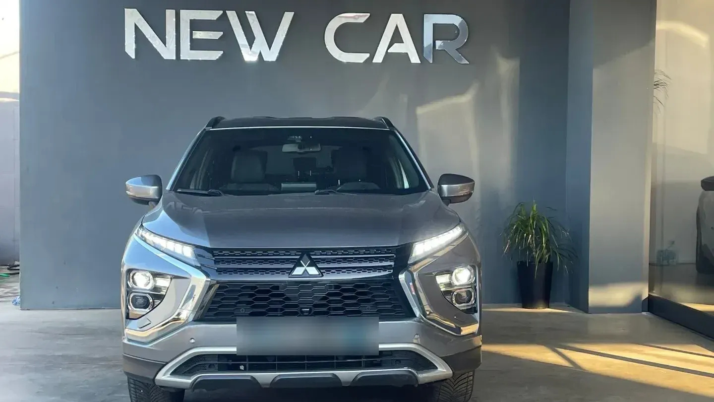 Mitsubishi Eclipse Cross 2.4 4WD PHEV Instyle SDA