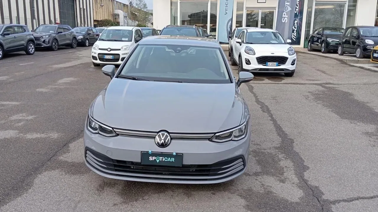 Volkswagen Golf *PROMO* 1.0 eTSI EVO DSG Life foto 2