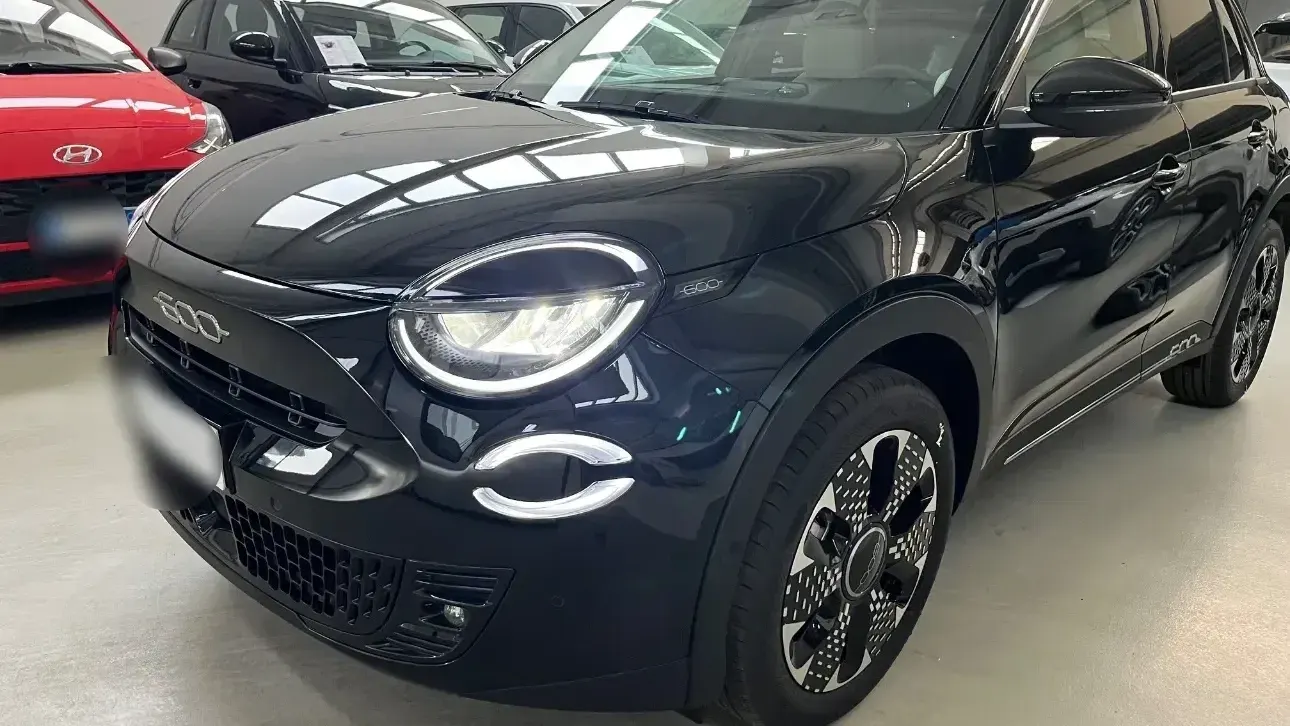 Fiat 600 1.2 hybrid La Prima 110cv auto Km.0 NAZIONALE