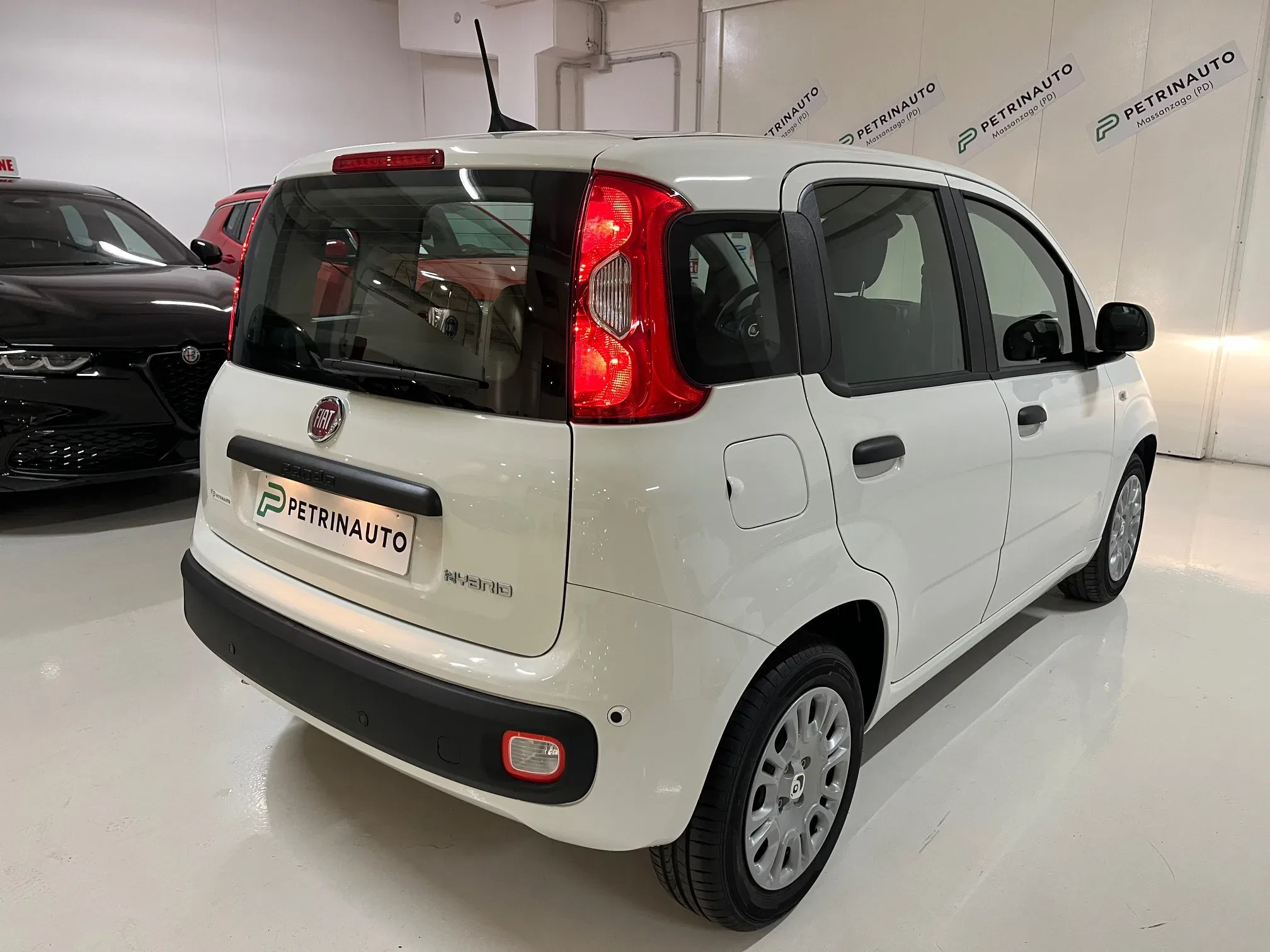 Fiat Panda Pandina 1.0 firefly hybrid Icon s&s 65cv 5p.ti Km0 foto 6