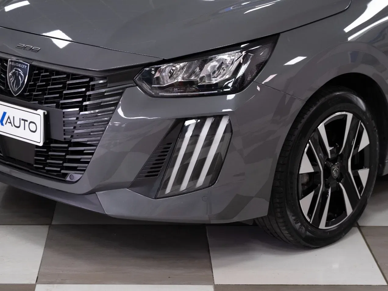 Peugeot 208 1.2 Puretech Allure S&S 100CV foto 6
