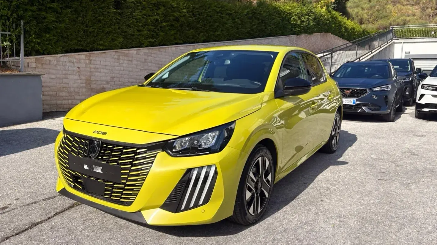 Peugeot 208 Hybrid 110 e-DCS6 Allure