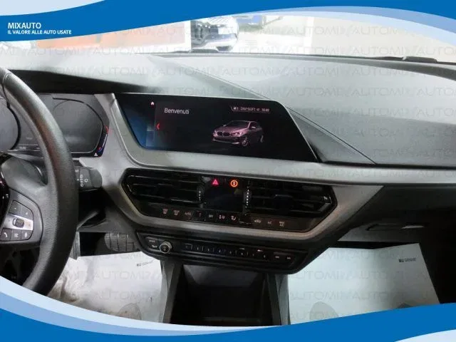 BMW 116 d 5 Porte Advantage AUT EU6 foto 6