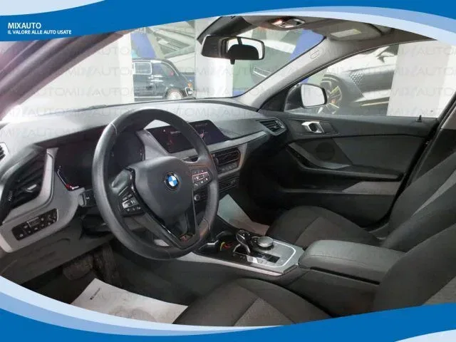 BMW 116 d 5 Porte Advantage AUT EU6 foto 3