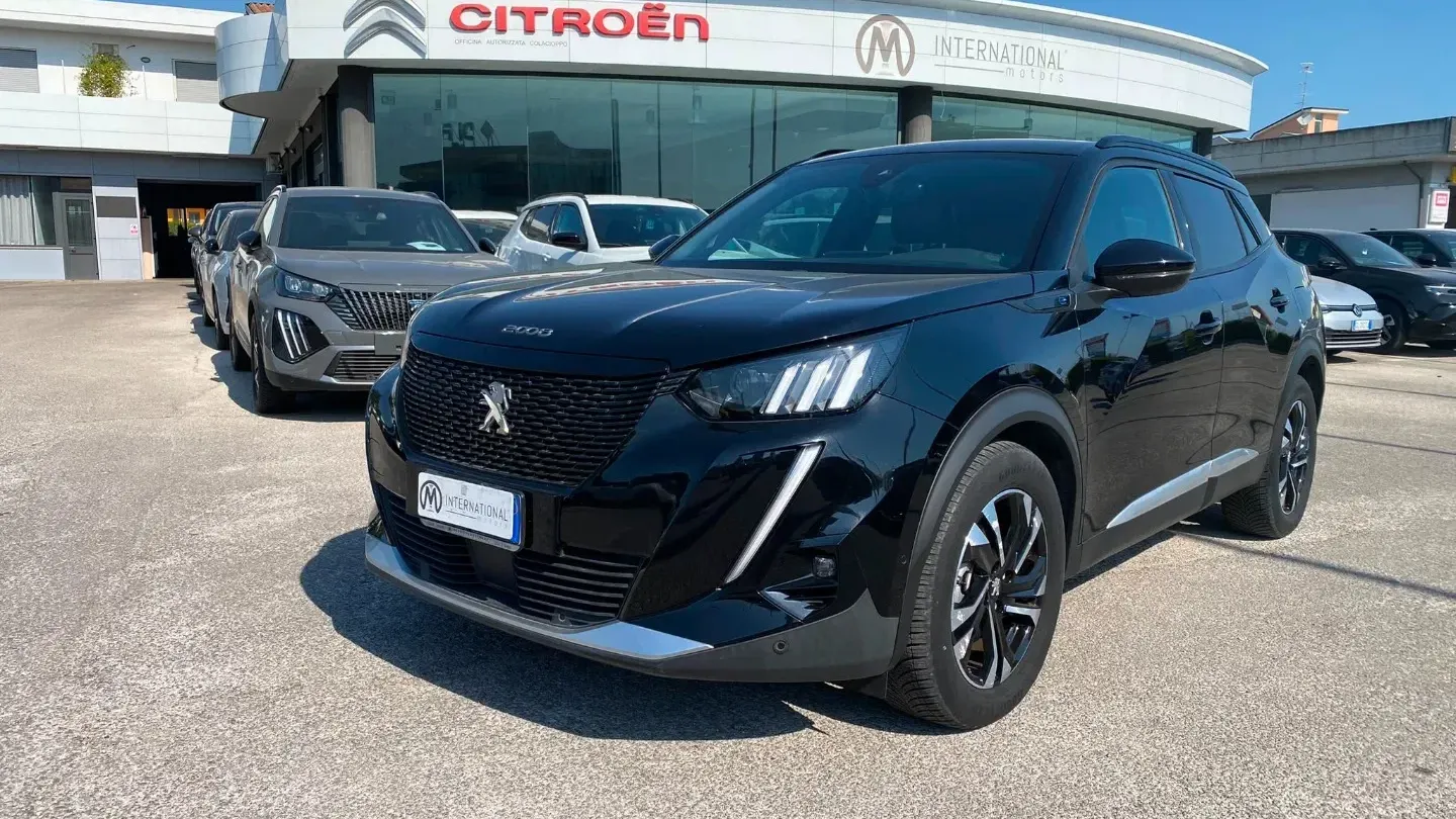 Peugeot E-2008 ELECTRIC 136 CV GT