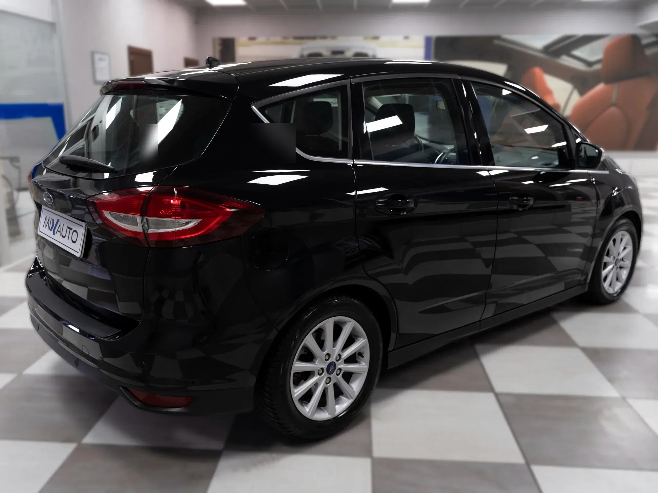 Ford C-Max 1.5 TDCI Titanium S&S 120CV EU6 foto 5