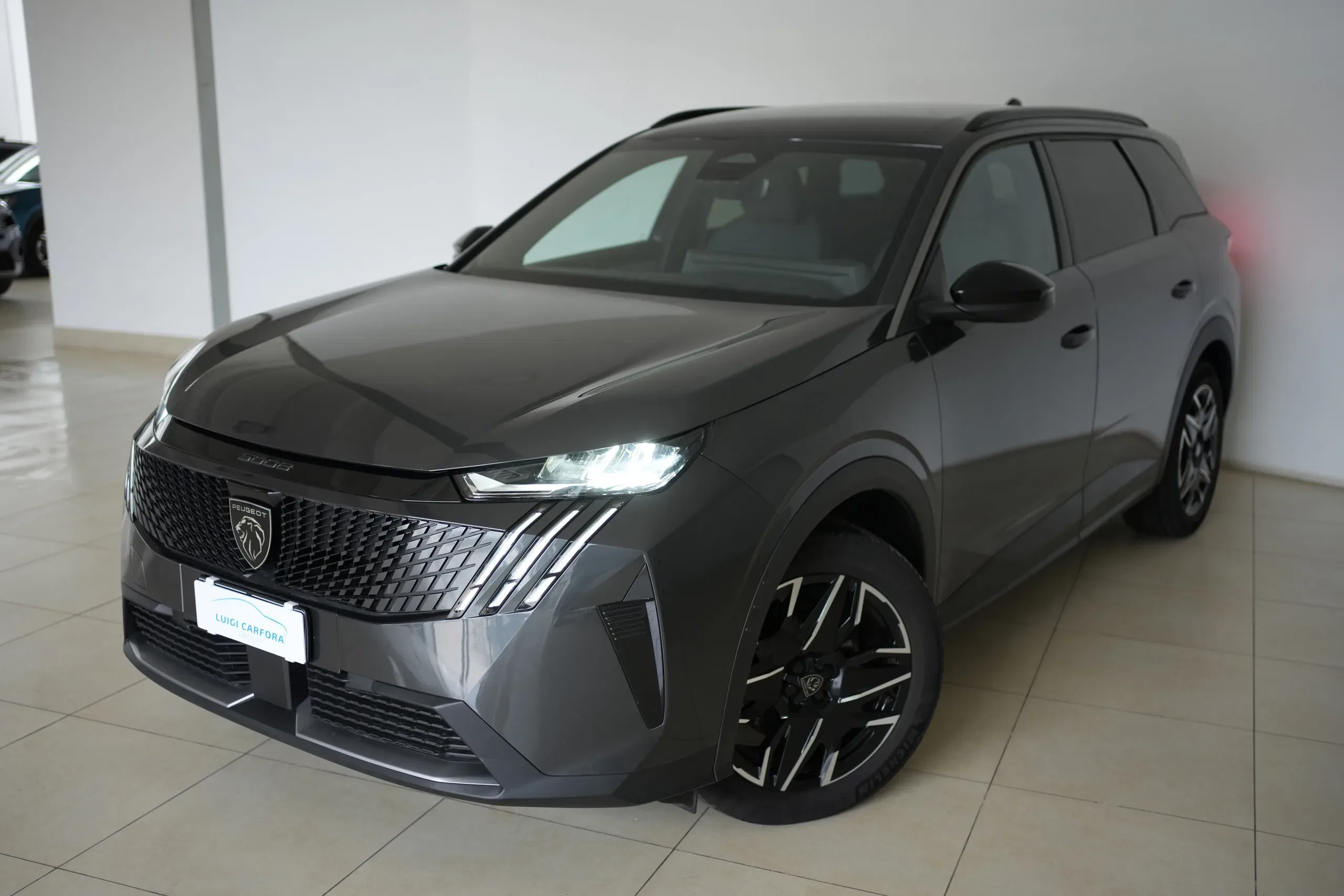 Peugeot 5008 Hybrid 145 e-DCS6 Allure 7Posti