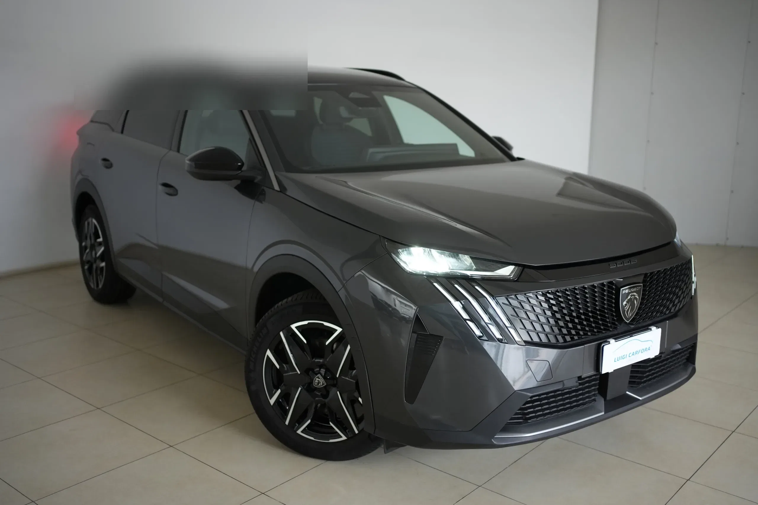 Peugeot 5008 Hybrid 145 e-DCS6 Allure 7Posti foto 3