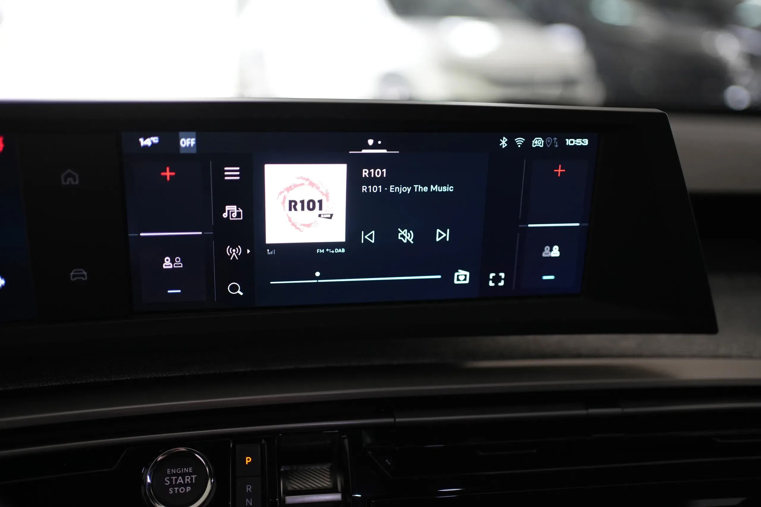 Peugeot 5008 Hybrid 145 e-DCS6 Allure 7Posti foto 7