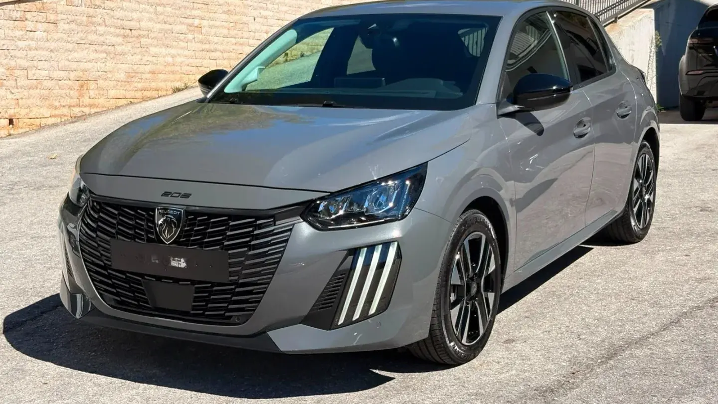 Peugeot 208 Hybrid 110 e-DCS6 Allure