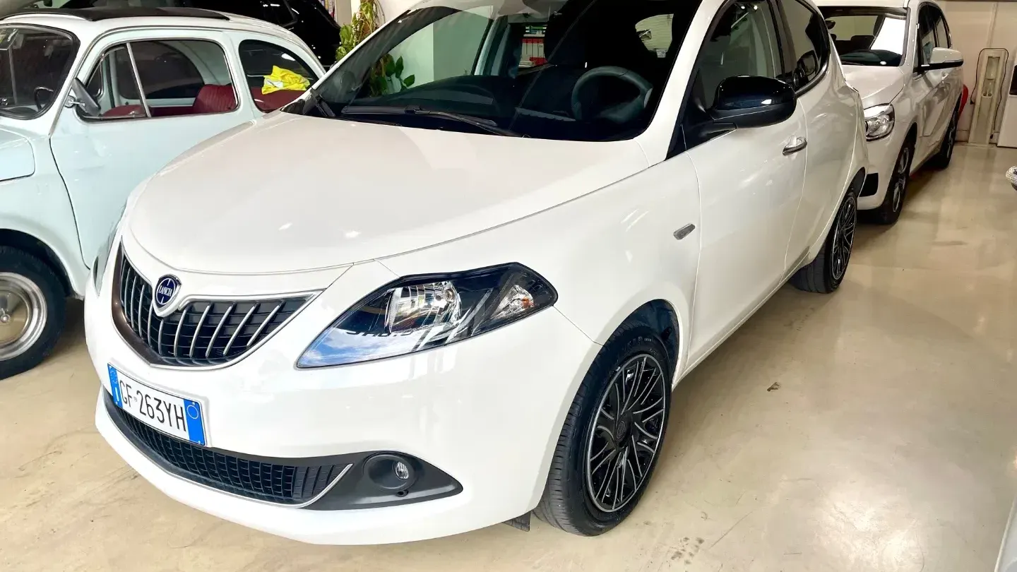 Lancia Ypsilon 1.0 FireFly 5p.S&S Hyb. Eco Gold