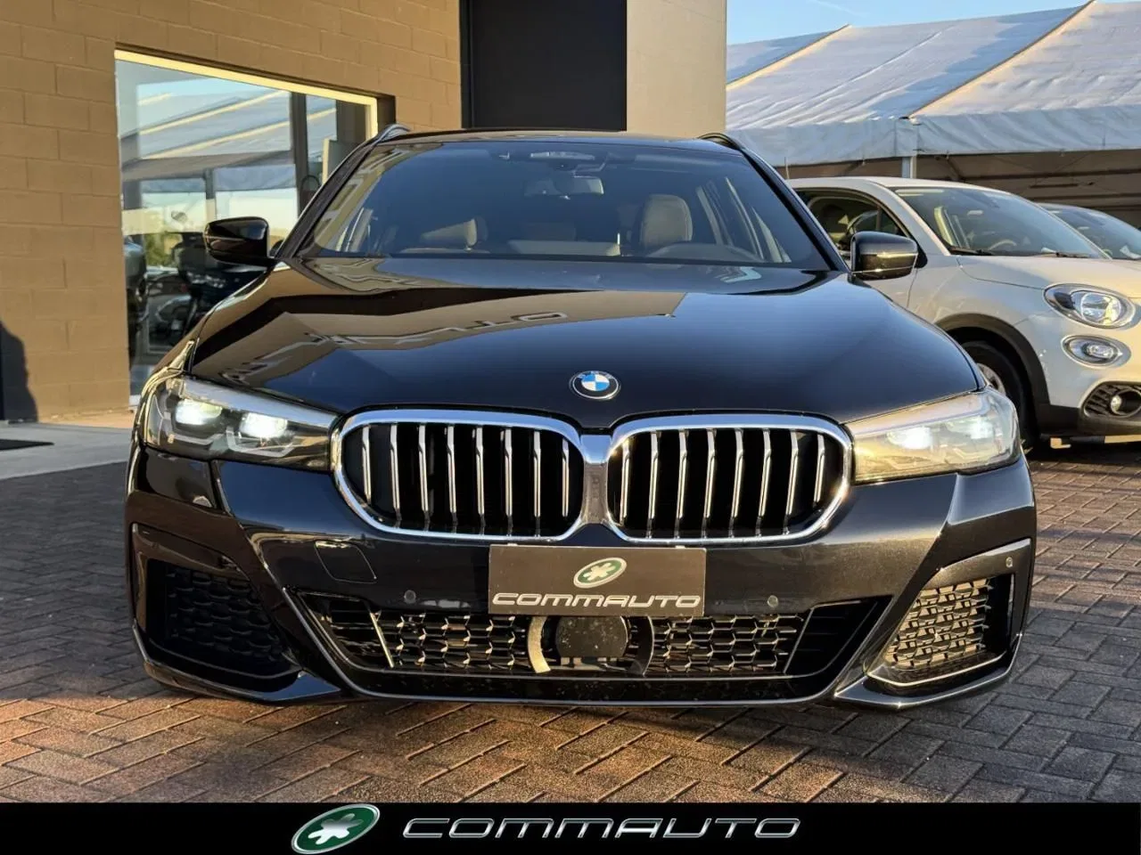 BMW 520 d 48V Touring Msport foto 2
